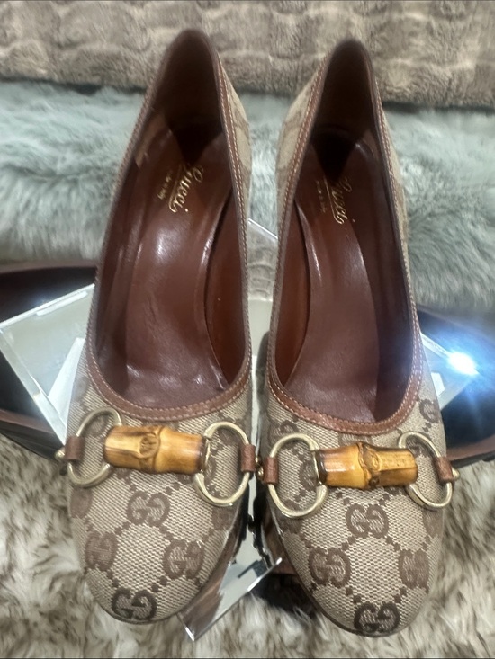 Gucci Shoes - GUCCI Beige GG Canvas Bamboo Horsebit Women's Pumps classic streamlined style